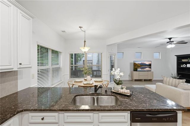 2999 Woodward Down Trail, Buford, GA 30519