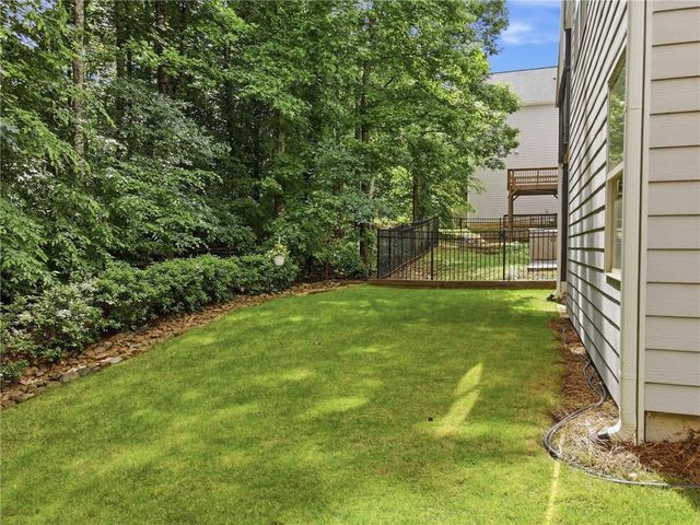 2999 Woodward Down Trail, Buford, GA 30519
