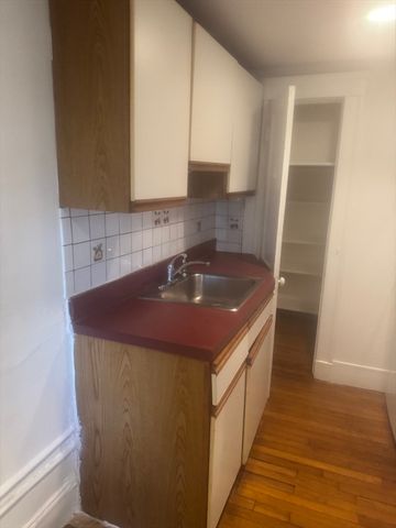 84 Sprague 84, Malden, MA 02148