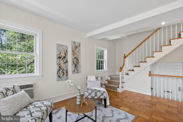 3221 VALLEY DR #712, Alexandria, VA 22302