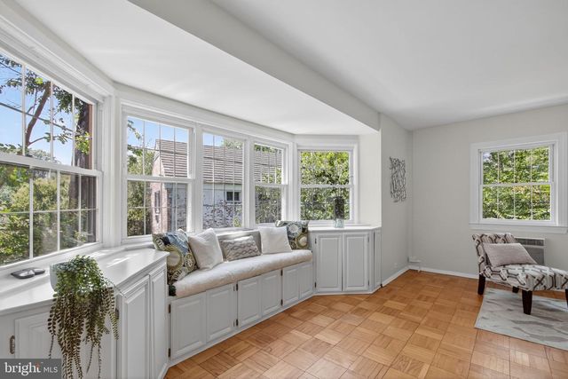 3221 VALLEY DR #712, Alexandria, VA 22302