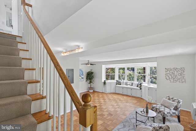 3221 VALLEY DR #712, Alexandria, VA 22302