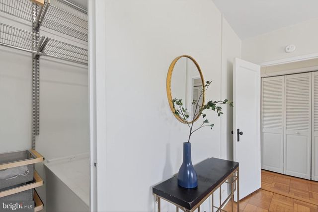 3221 VALLEY DR #712, Alexandria, VA 22302