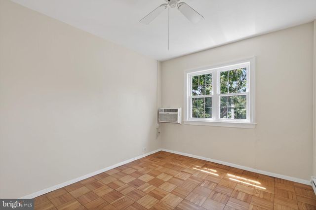 3221 VALLEY DR #712, Alexandria, VA 22302