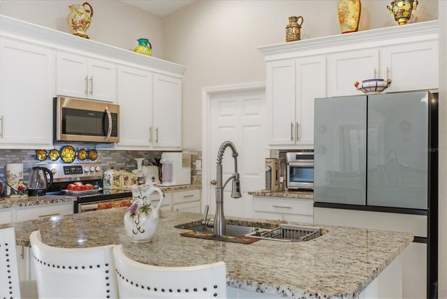 27052 TIERRA DEL FUEGO CIRCLE, Punta Gorda, FL 33983