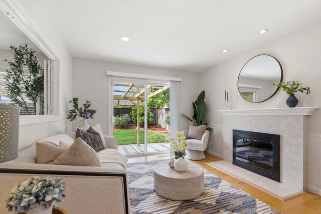 1557 Murre Lane, Sunnyvale, CA 94087