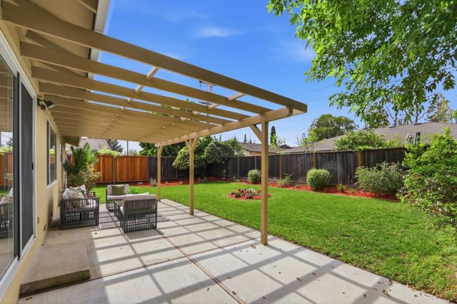 1557 Murre Lane, Sunnyvale, CA 94087