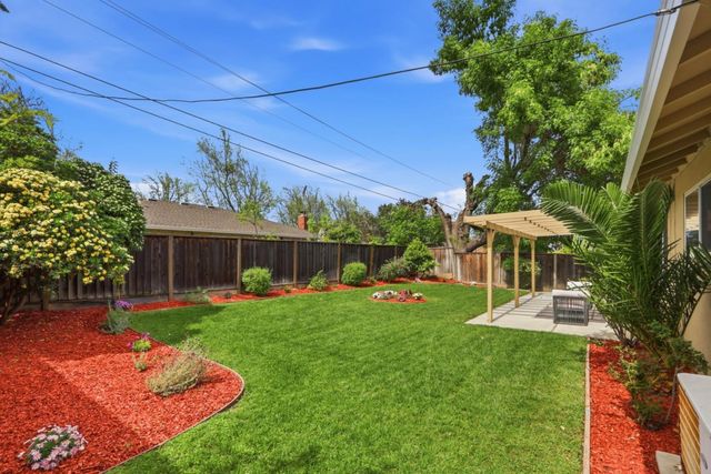 1557 Murre Lane, Sunnyvale, CA 94087