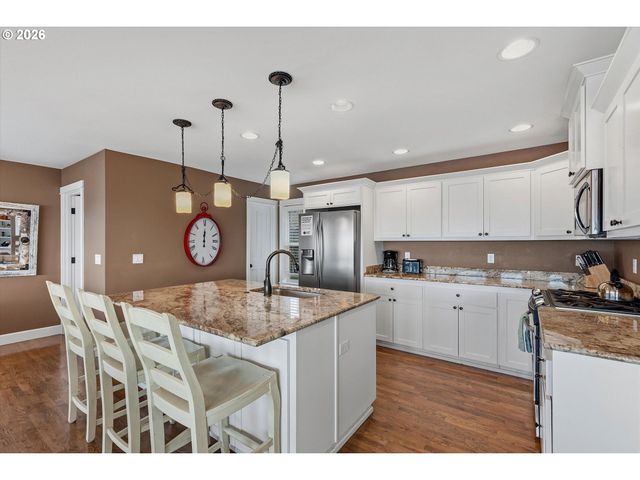 1233 Sw COAST Ave, Lincoln City, OR 97367