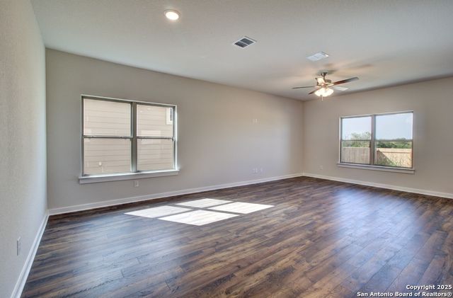 11164 Gaillardia Valley, Converse, TX 78109