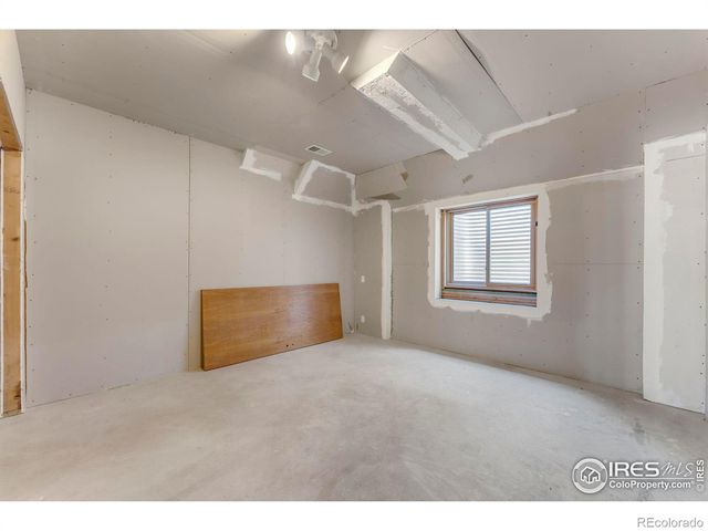 196 Mule Deer Drive, Loveland, CO 80537