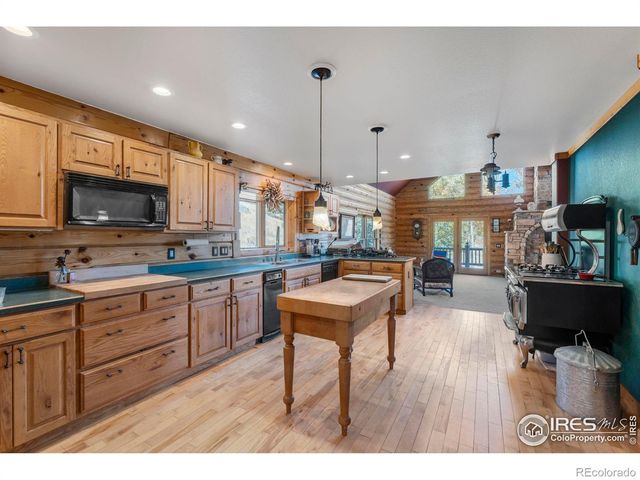 196 Mule Deer Drive, Loveland, CO 80537