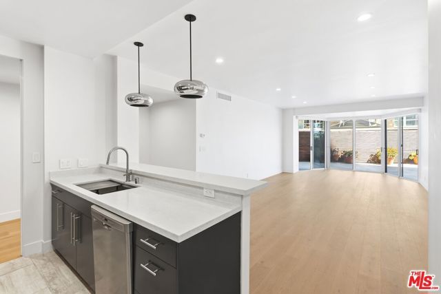 515 Ocean Avenue 304N, Santa Monica, CA 90402