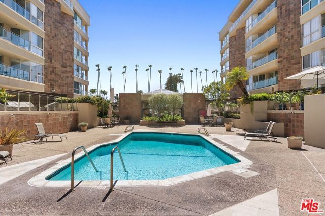 515 Ocean Avenue 304N, Santa Monica, CA 90402