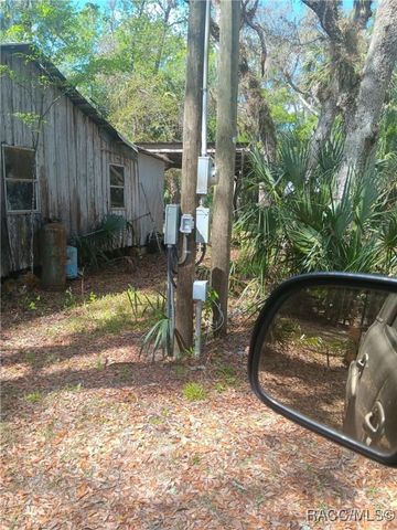 3250 SE Robinson Road, Inglis, FL 34449