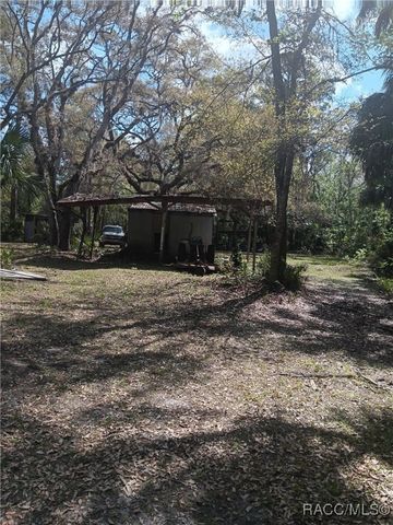 3250 SE Robinson Road, Inglis, FL 34449