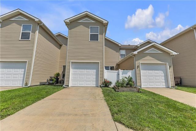 8154 N Drury Avenue, Kansas City, MO 64119