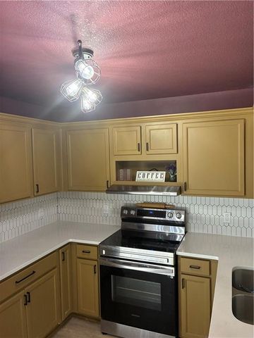 8154 N Drury Avenue, Kansas City, MO 64119
