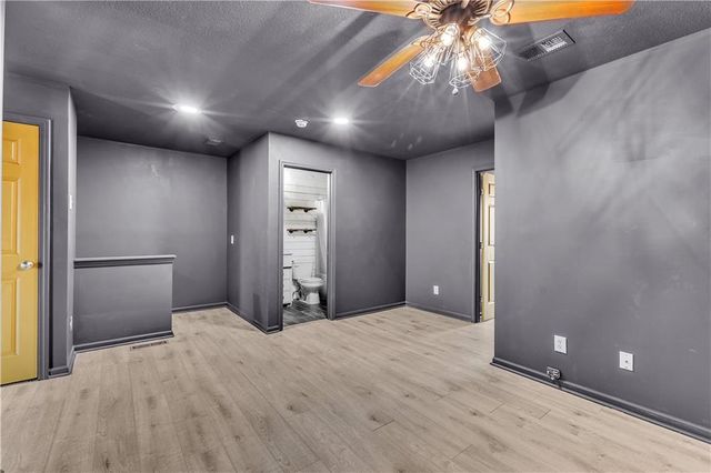 8154 N Drury Avenue, Kansas City, MO 64119