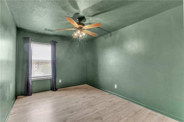 8154 N Drury Avenue, Kansas City, MO 64119