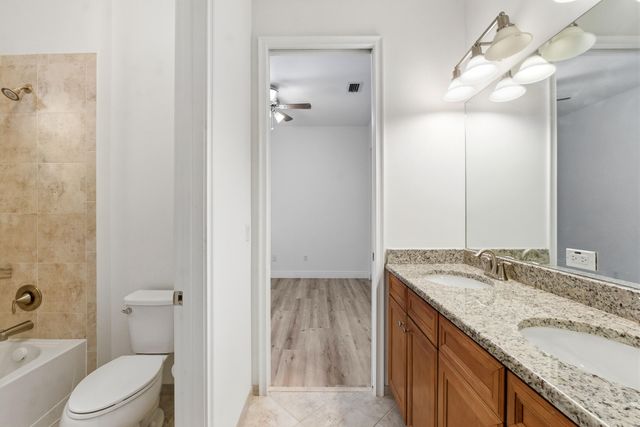 9871 Lakeview Lane, Parkland, FL 33076