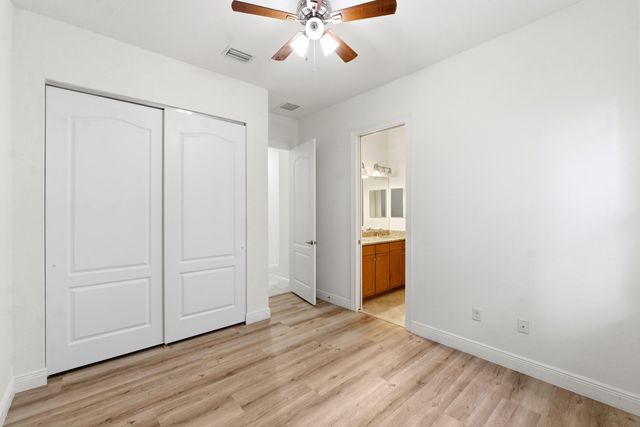 9871 Lakeview Lane, Parkland, FL 33076