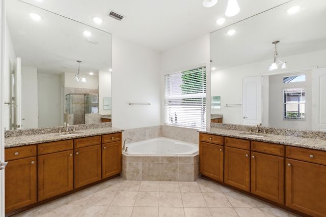 9871 Lakeview Lane, Parkland, FL 33076