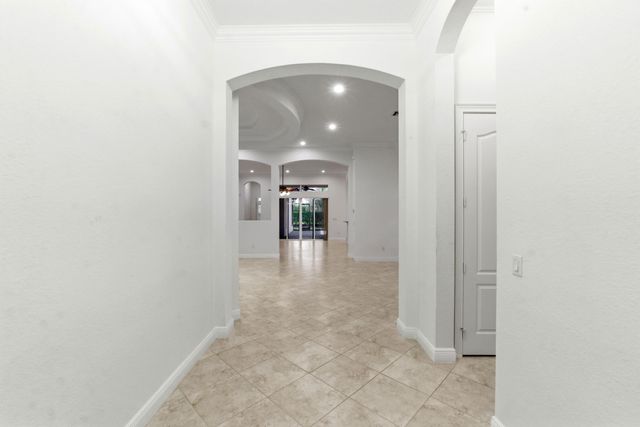 9871 Lakeview Lane, Parkland, FL 33076