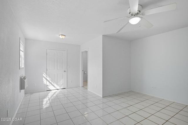 2118 S Wall Avenue, Joplin, MO 64804