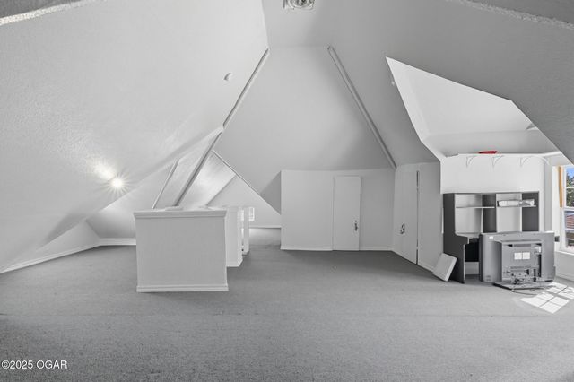 2118 S Wall Avenue, Joplin, MO 64804