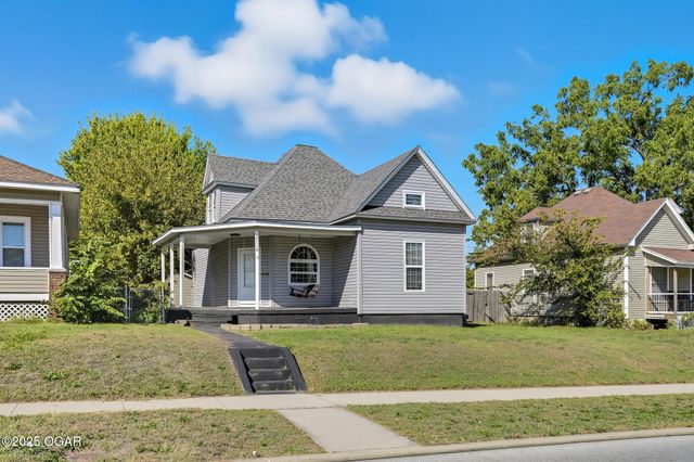 2118 S Wall Avenue, Joplin, MO 64804