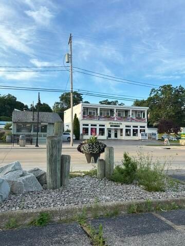 2203 Larue Street, Muskegon, MI 49441