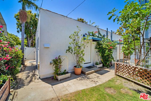 1231 17th Street, Santa Monica, CA 90404