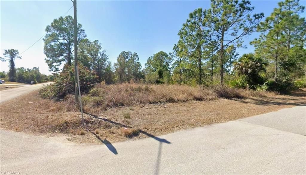 12 E 11th ST, LEHIGH ACRES, FL 33972 — exterior