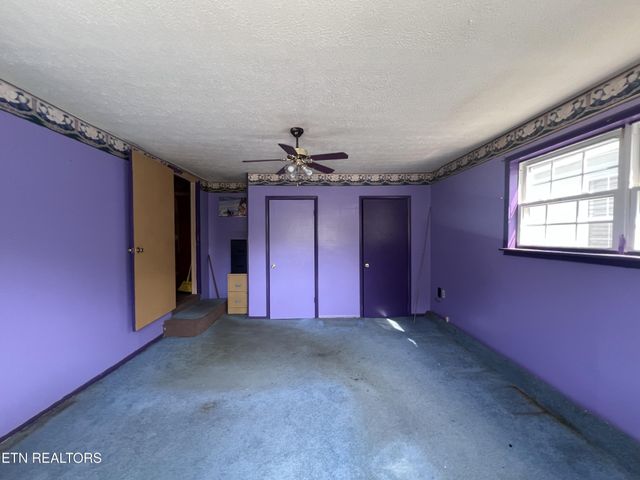 554 Mary Cromwell Rd, Jamestown, TN 38556