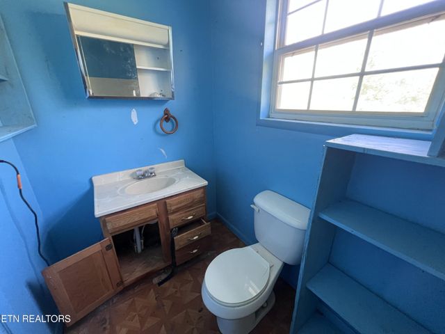 554 Mary Cromwell Rd, Jamestown, TN 38556