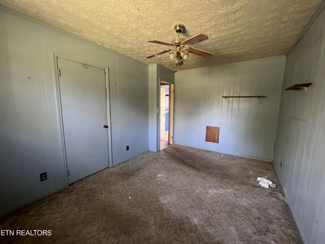 554 Mary Cromwell Rd, Jamestown, TN 38556