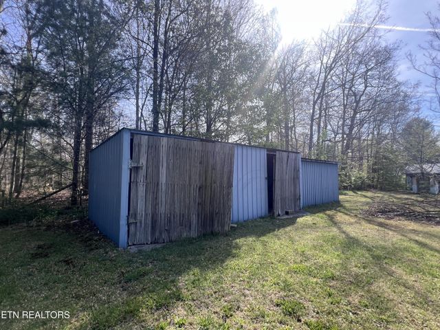 554 Mary Cromwell Rd, Jamestown, TN 38556