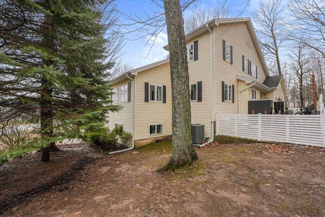 5578 Heritage Way, Garfield Twp, MI 49685