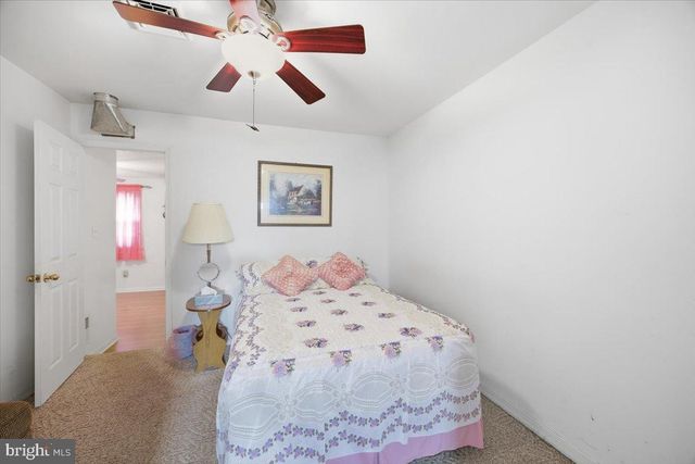 1046 MONMOUTH RD, Deptford, NJ 08096