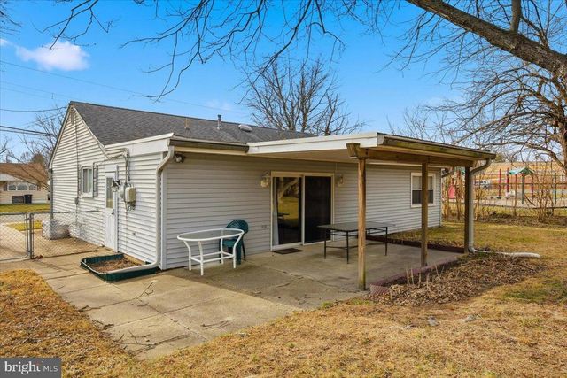 1046 MONMOUTH RD, Deptford, NJ 08096