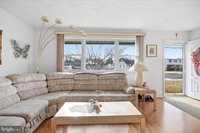 1046 MONMOUTH RD, Deptford, NJ 08096