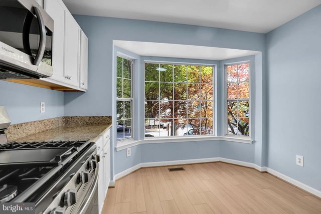 5166 HAVERING WAY, Woodbridge, VA 22193