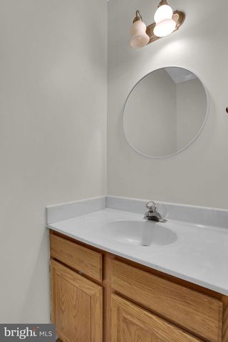 5166 HAVERING WAY, Woodbridge, VA 22193