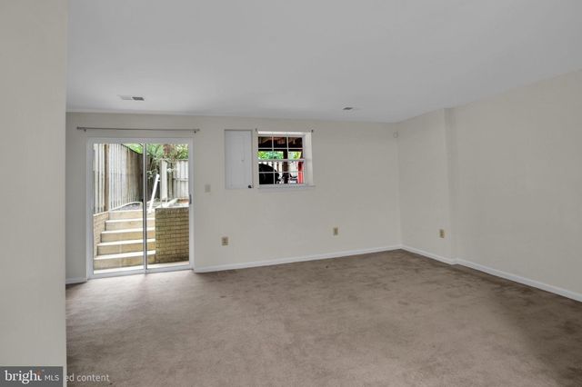 5166 HAVERING WAY, Woodbridge, VA 22193