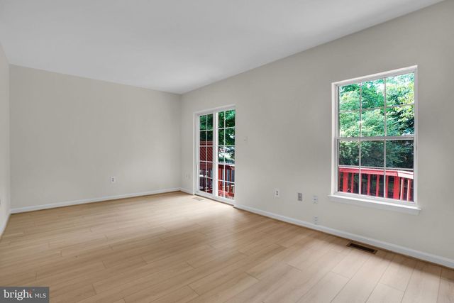 5166 HAVERING WAY, Woodbridge, VA 22193