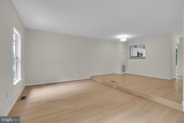 5166 HAVERING WAY, Woodbridge, VA 22193