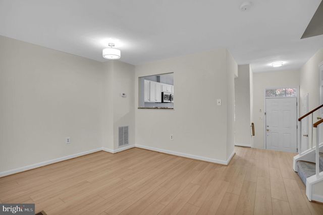 5166 HAVERING WAY, Woodbridge, VA 22193