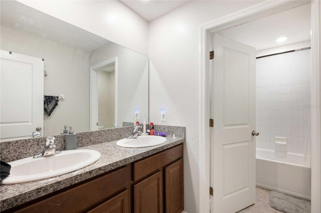 9617 CHANNING HILL DRIVE, Ruskin, FL 33573