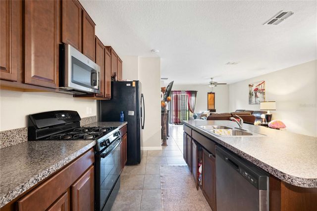 9617 CHANNING HILL DRIVE, Ruskin, FL 33573